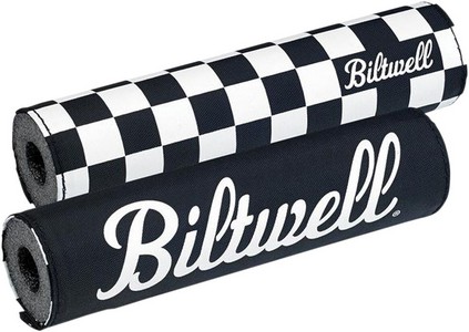 Biltwell Moto Bar Pad Checkers/Script Black Pad Cr i gruppen Reservdelar & Tillbehr / Styren & Tillbehr / Styren / Tracker Styren hos Blixt&Dunder AB (06014099)