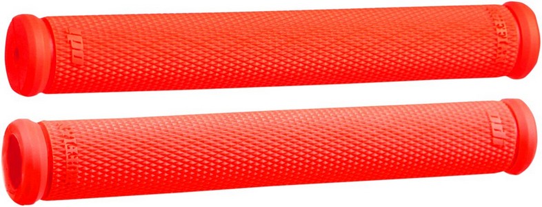 Odi Grips Ruffian Fire Red Grips Ruffian Snow 8 Fr i gruppen  hos Blixt&Dunder AB (06301628)