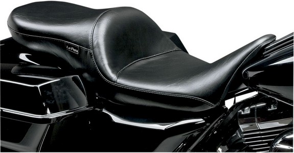 Le Pera Seat Maverick Two-Up Smooth Black Seat Maverick Sm Fl 08-19 i gruppen Reservdelar & Tillbehr / Ram och chassidelar / Sadlar / Sadlar Touring hos Blixt&Dunder AB (08010607)