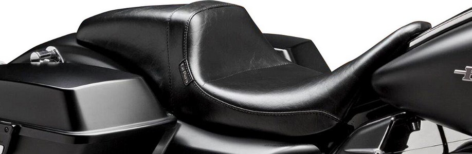 Le Pera Seat Daytona Sport Smooth Black Seat Daytona Spt Sm 08-20 i gruppen Reservdelar & Tillbehr / Ram och chassidelar / Sadlar / Sadlar Touring hos Blixt&Dunder AB (08011016)