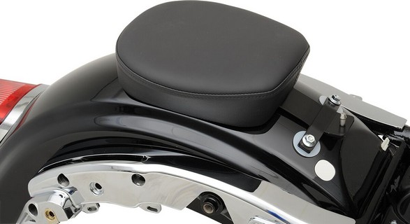Drag Specialties Seats Seat Rear Low Wide Smooth Design Seat Rear Low i gruppen Reservdelar & Tillbehr / Ram och chassidelar / Sadlar / Sadlar Touring hos Blixt&Dunder AB (08011054)