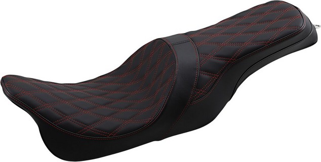 Drag Specialties Seats Seat 2Up Frwd Pred Dd Red Seat Predator 2Up - F i gruppen  hos Blixt&Dunder AB (08011267)