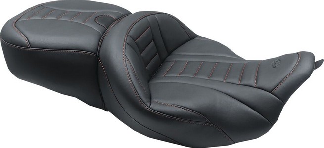 Mustang Seat Supr Tour Blk W/Red Seat Supr Tour Blk W/Red i gruppen  hos Blixt&Dunder AB (08011374)