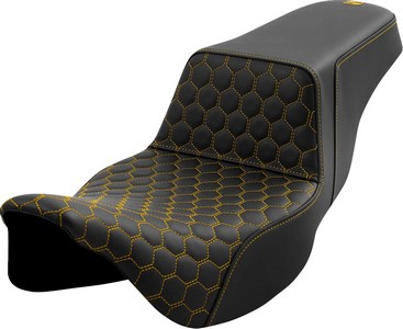 Saddlemen Step-Up Seat - Extended Reach - Gold Stitch Seat Step Up Flt i gruppen Reservdelar & Tillbehr / Ram och chassidelar / Sadlar / Sadlar Touring hos Blixt&Dunder AB (08011564)