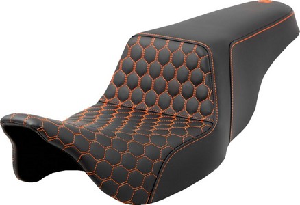 Saddlemen Seat Step Up Hc Orange Stitch Seat Step Up Hc Orange Stitch i gruppen Reservdelar & Tillbehr / Ram och chassidelar / Sadlar / Sadlar Touring hos Blixt&Dunder AB (08011568)
