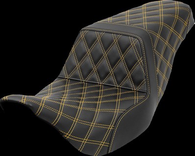 Saddlemen Step-Up Seat - Lattice Stitch - Gold Stitch Seat Step Up Ls i gruppen Reservdelar & Tillbehr / Ram och chassidelar / Sadlar / Sadlar Touring hos Blixt&Dunder AB (08011583)
