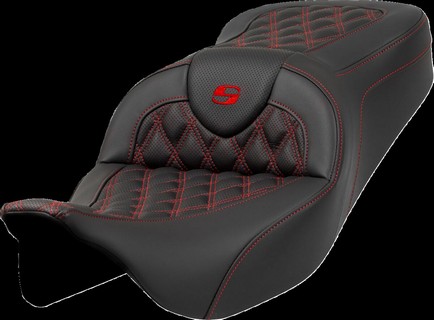 Saddlemen Roadsofa? Seat - Lattice Stitch - Red Stitch Seat Road Sof i gruppen Reservdelar & Tillbehr / Ram och chassidelar / Sadlar / Sadlar Touring hos Blixt&Dunder AB (08011596)