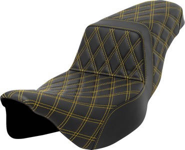 Saddlemen Step-Up Seat - Lattice Stitch - Gold Stitch - Extended Reach i gruppen Reservdelar & Tillbehr / Ram och chassidelar / Sadlar / Sadlar Touring hos Blixt&Dunder AB (08011600)