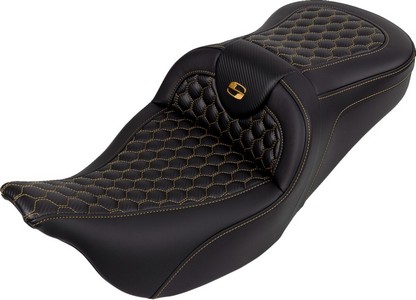 Saddlemen Roadsofa? Seat - Honeycomb - Gold Stitch - Without Backres i gruppen Reservdelar & Tillbehr / Ram och chassidelar / Sadlar / Sadlar Touring hos Blixt&Dunder AB (08011642)