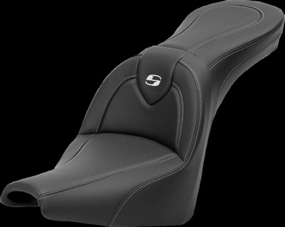 Saddlemen Seat Roadsofa Cf Seat Roadsofa Fxbb/Fxst 18-Up i gruppen Reservdelar & Tillbehr / Ram och chassidelar / Sadlar / Sadlar Softail hos Blixt&Dunder AB (08021561)