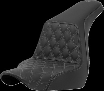 Saddlemen Seat Step Up Ls Driver Grey Stitch Seat Step Up Flsb/Fxlr 18 i gruppen Reservdelar & Tillbehr / Ram och chassidelar / Sadlar / Sadlar Softail hos Blixt&Dunder AB (08021574)