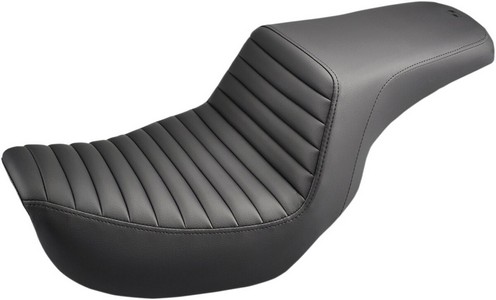 Saddlemen 2-Up Seat Step Up Front|Rear Saddlehyde?|Saddlegel? Black Se i gruppen Reservdelar & Tillbehr / Ram och chassidelar / Sadlar / Saddlemen hos Blixt&Dunder AB (08030529)