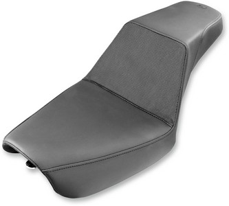 Saddlemen 2-Up Seat Step Up Front|Rear Saddlehyde?|Saddlegel? Black Se i gruppen Reservdelar & Tillbehr / Ram och chassidelar / Sadlar / Saddlemen hos Blixt&Dunder AB (08030563)