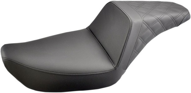 Saddlemen 2-Up Seat Step Up Front|Rear Saddlehyde?|Saddlegel? Black Se i gruppen Reservdelar & Tillbehr / Ram och chassidelar / Sadlar / Sadlar Sportster hos Blixt&Dunder AB (08030566)