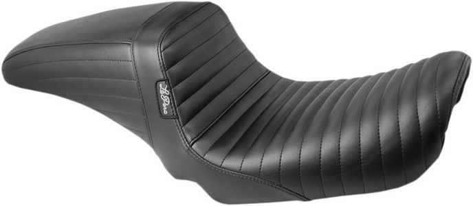 Le Pera Seat Kickflip Black/Pleated Seat Kickflp Ptd 06-17Fxd i gruppen Reservdelar & Tillbehr / Ram och chassidelar / Sadlar / Sadlar Sportster hos Blixt&Dunder AB (08030583)