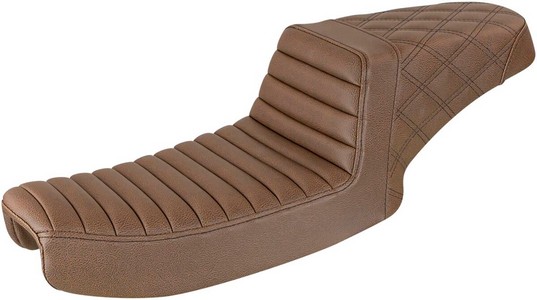 Saddlemen Step Up Seat - Tuck And Roll/Lattice Stitched - Brown Seat S i gruppen Reservdelar & Tillbehr / Ram och chassidelar / Sadlar / Saddlemen hos Blixt&Dunder AB (08030667)