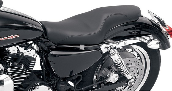 Saddlemen Profiler Seat Black Harley Davidson Seat Profiler 04-19 Xlc i gruppen Reservdelar & Tillbehr / Ram och chassidelar / Sadlar / Sadlar Sportster hos Blixt&Dunder AB (08040313)