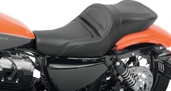 Saddlemen Explorer Seat Harley Davidson Seat Explr 04-19 Xlr i gruppen Reservdelar & Tillbehr / Ram och chassidelar / Sadlar / Sadlar Sportster hos Blixt&Dunder AB (08040315)