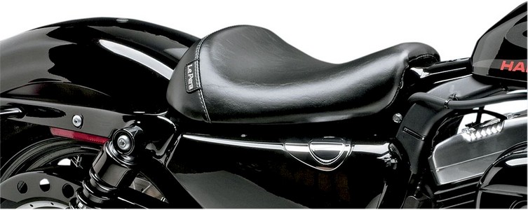 Le Pera Seat Bare Bones Lt Solo Smooth Black Seat Bare Bones Sm Xl 48 i gruppen Reservdelar & Tillbehr / Ram och chassidelar / Sadlar / Sadlar Sportster hos Blixt&Dunder AB (08040418)