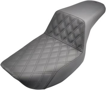 Saddlemen 2-Up Seat Step Up Front|Rear Saddlehyde?|Saddlegel? Black Se i gruppen Reservdelar & Tillbehr / Ram och chassidelar / Sadlar / Saddlemen hos Blixt&Dunder AB (08050110)