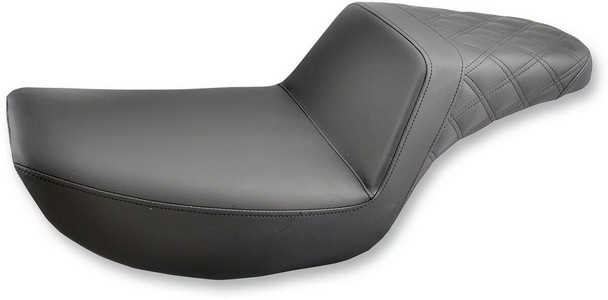 Saddlemen 2-Up Seat Step Up Front|Rear Saddlehyde?|Saddlegel? Black Se i gruppen Reservdelar & Tillbehr / Ram och chassidelar / Sadlar / Saddlemen hos Blixt&Dunder AB (08050123)