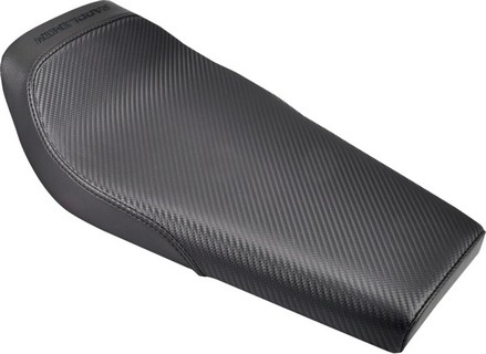 Saddlemen Solo Seat Tracker Front Fiberglass Black Seat Tracker Cf i gruppen Reservdelar & Tillbehr / Ram och chassidelar / Sadlar / Saddlemen hos Blixt&Dunder AB (08060099)