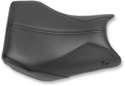 Saddlemen Solo Seat Gp-V1 Front Carbon Fiber | Saddlehyde? Carbon Look i gruppen Reservdelar & Tillbehr / Ram och chassidelar / Sadlar / Saddlemen hos Blixt&Dunder AB (08101893)