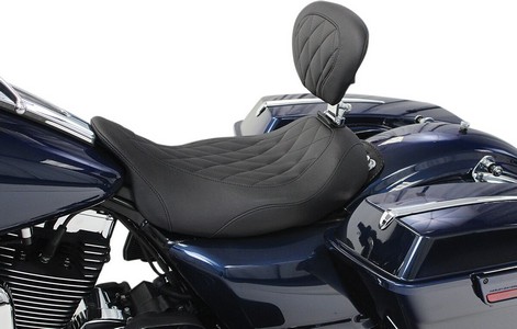 Mustang Wide Tripper Solo Seat With Removable Driver Backrest 08-Up Fl i gruppen Reservdelar & Tillbehr / Ram och chassidelar / Sadlar / Sadlar Touring hos Blixt&Dunder AB (08101927)