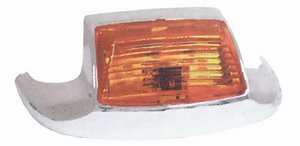 Front fender trim light w/amber lens. FL/FLHR 49-95/Heritage 86-95 in the group Parts & Accessories / Frame and chassis parts / Fenders / Fender accessories at Blixt&Dunder AB (10-0110)