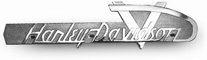 Tankemblem FL 55-56, V-logo, 250x61mm i gruppen Reservdelar & Tillbehr / Tankar / Dekaler & emblem / Emblem hos Blixt&Dunder AB (12-0087)