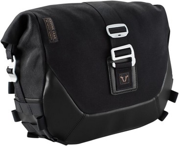  in the group Parts & Accessories / Bags & accessories / Saddle bags at Blixt&Dunder AB (35011525)