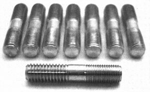 Pinnbultar cylinderfot FL/FX 36-77, 8st i gruppen Reservdelar & Tillbehr / Skruv- / monteringskit / Skruvkit Motor / Skruvkit Botten hos Blixt&Dunder AB (49-0102)