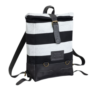 Holy Freedom Backpack Striped Black/White One Size Fits i gruppen Klder & Utrustning / Vskor & Ryggsckar hos Blixt&Dunder AB (946954)
