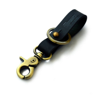 Trip Machine Key Fob Black / Antique Gold To Your Belt Or Pants'Loop K i gruppen Klder & Utrustning / vrigt / Nyckelringar & Gremlin Bells hos Blixt&Dunder AB (995549)