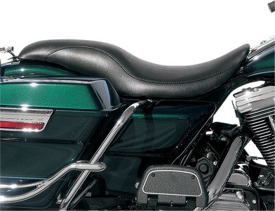 Saddlemen Profiler Seat Black Harley Davidson Profile St W/Fr Flsh Kin i gruppen Reservdelar & Tillbehr / Ram och chassidelar / Sadlar / Saddlemen hos Blixt&Dunder AB (D8685FJ)