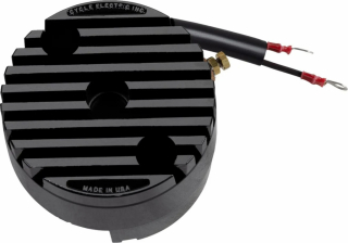 Cycle Electric Inc Generator-Mounted Regulator 12V Low Output Regulato i gruppen Reservdelar & Tillbeh�r / Eldelar / Laddning / Voltpack hos Blixt&Dunder AB (DS313070)