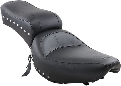 Mustang Seat One-Piece 2-Up Plain Studded With Conchos Studded Seat 58 i gruppen Reservdelar & Tillbehr / Ram och chassidelar / Sadlar / Sadlar Touring hos Blixt&Dunder AB (DS902158)