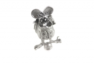 Pewter Rat Fink Ornament i gruppen Reservdelar & Tillbehr / Tankar / Dekaler & emblem / Emblem hos Blixt&Dunder AB (V48-0868)