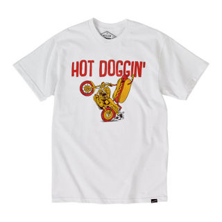 Biltwell T-Shirt Hot Doggin i gruppen Klder & Utrustning / Klder / T-shirts hos Blixt&Dunder AB (hotdoggin_r)