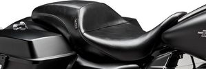 Le Pera Seat Outcast Smooth Full-Length Black Seat Outcast 08-19