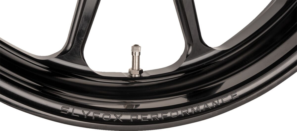 Slyfox Whl F Tpro Blk 19 X 3 Abs Whl F Tpro Blk 19 X 3 Abs