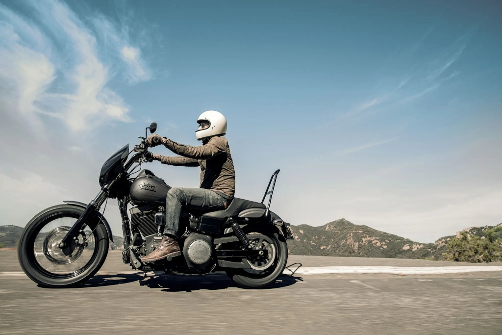 Bridgestone Tire Battlecruise H50 Rear 150/80 B 16 77H Tl H50R Rf 150/