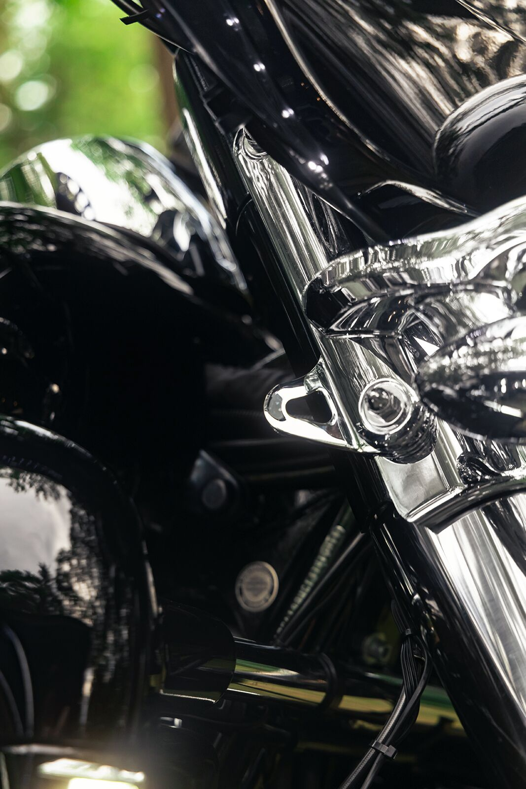 Ciro Bracket Tie Dn Flht Chr Bracket Tie Dn Flht Chr