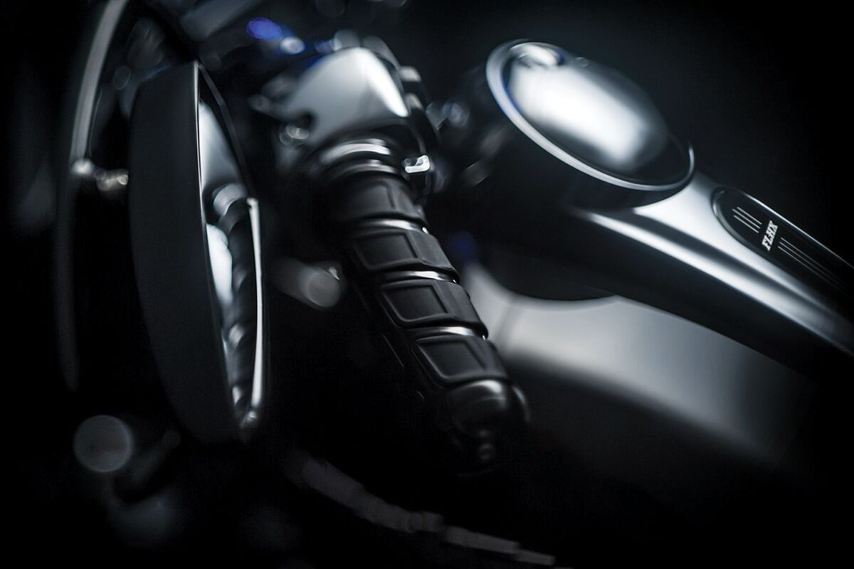 Kuryakyn Grips Kinetic For Electronic Throttle Black Grips Kinetic - H