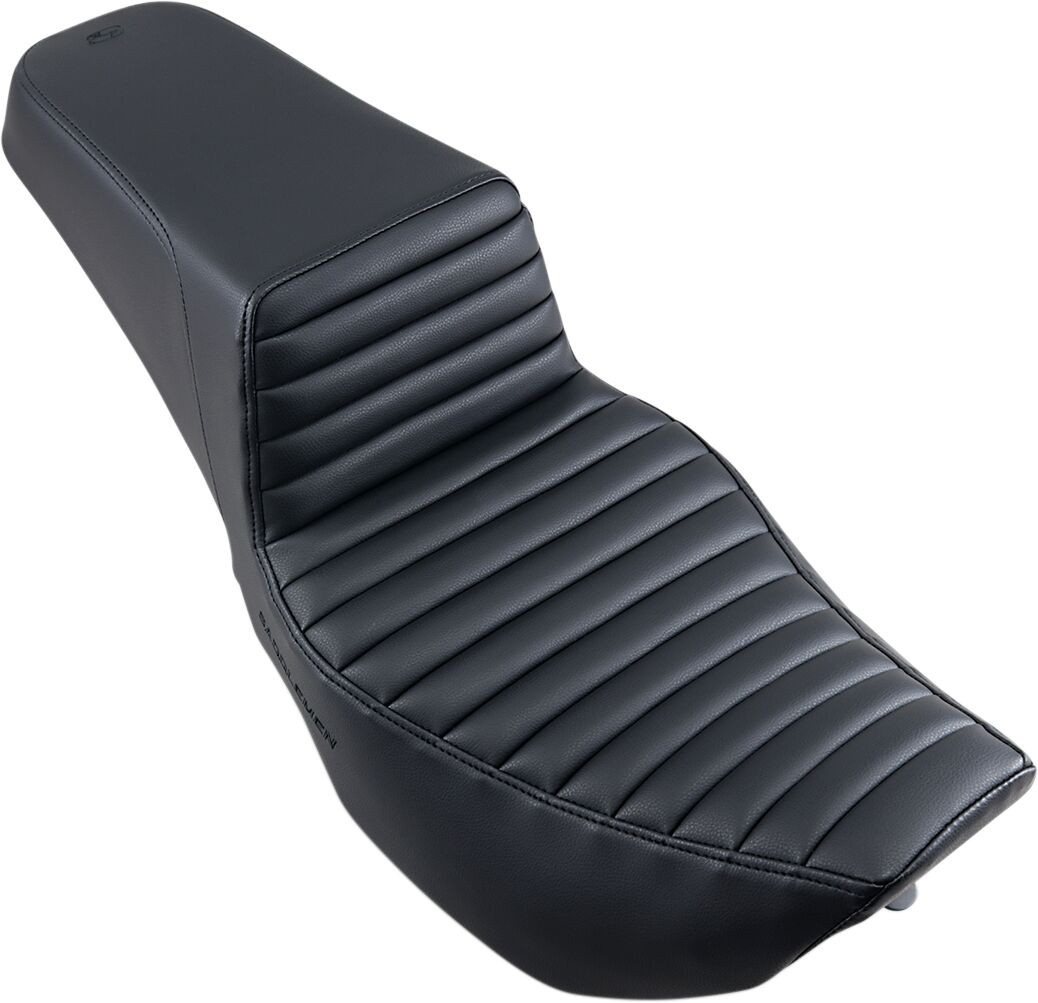 Saddlemen Seat Step Up Tuck & Roll Pleated Black Seat Step Up Tr Flhr/