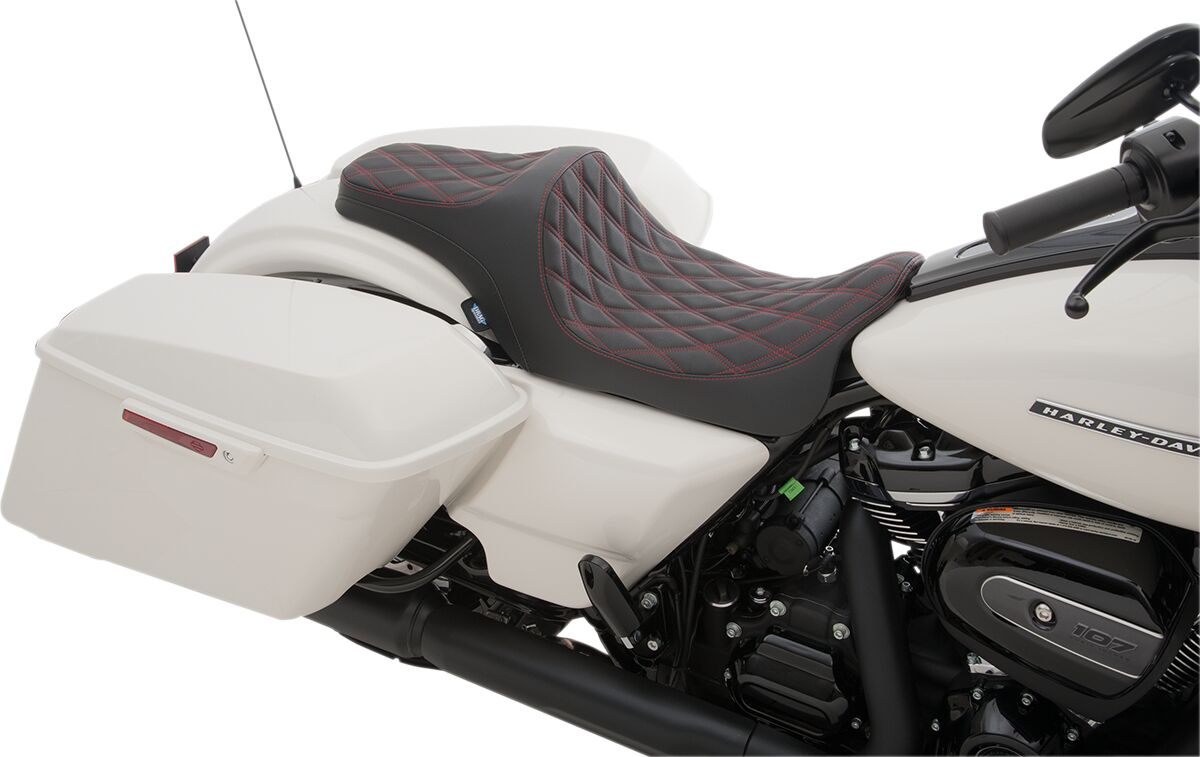 Drag Specialties Seats Seat Predator Iii Double Diamond Black/Red Seat