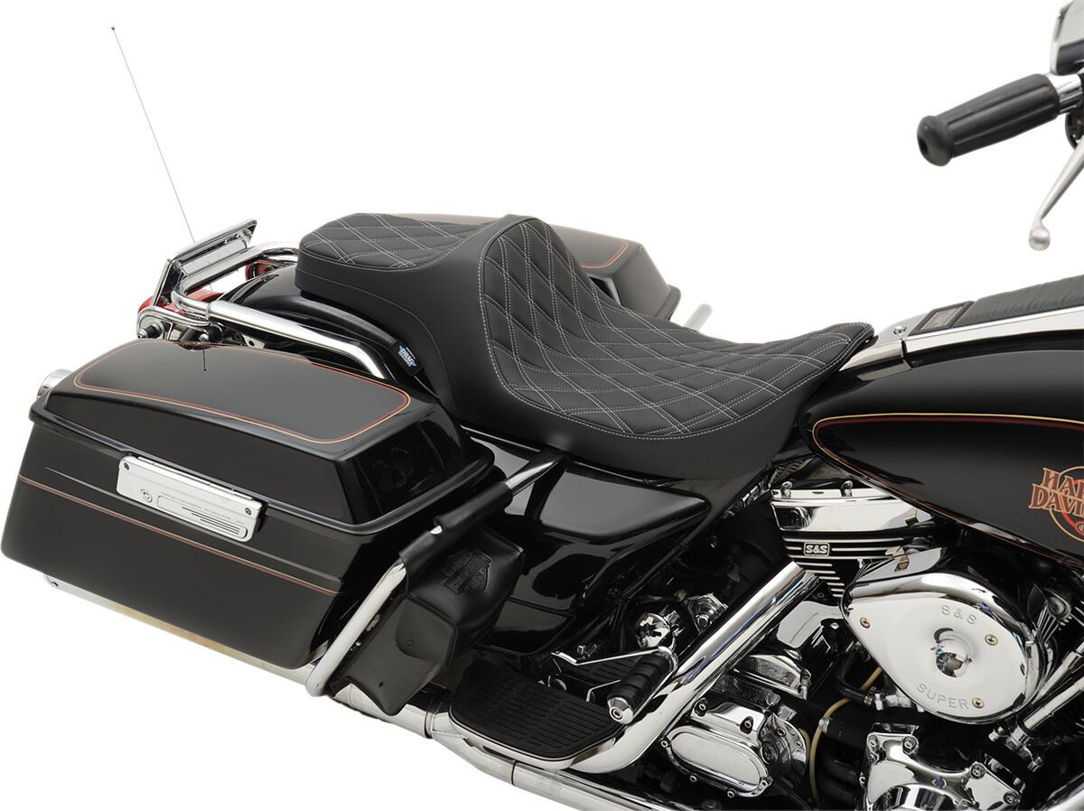 Drag Specialties Seats Seats Predator Iii Double Diamond Vinyl Black/S