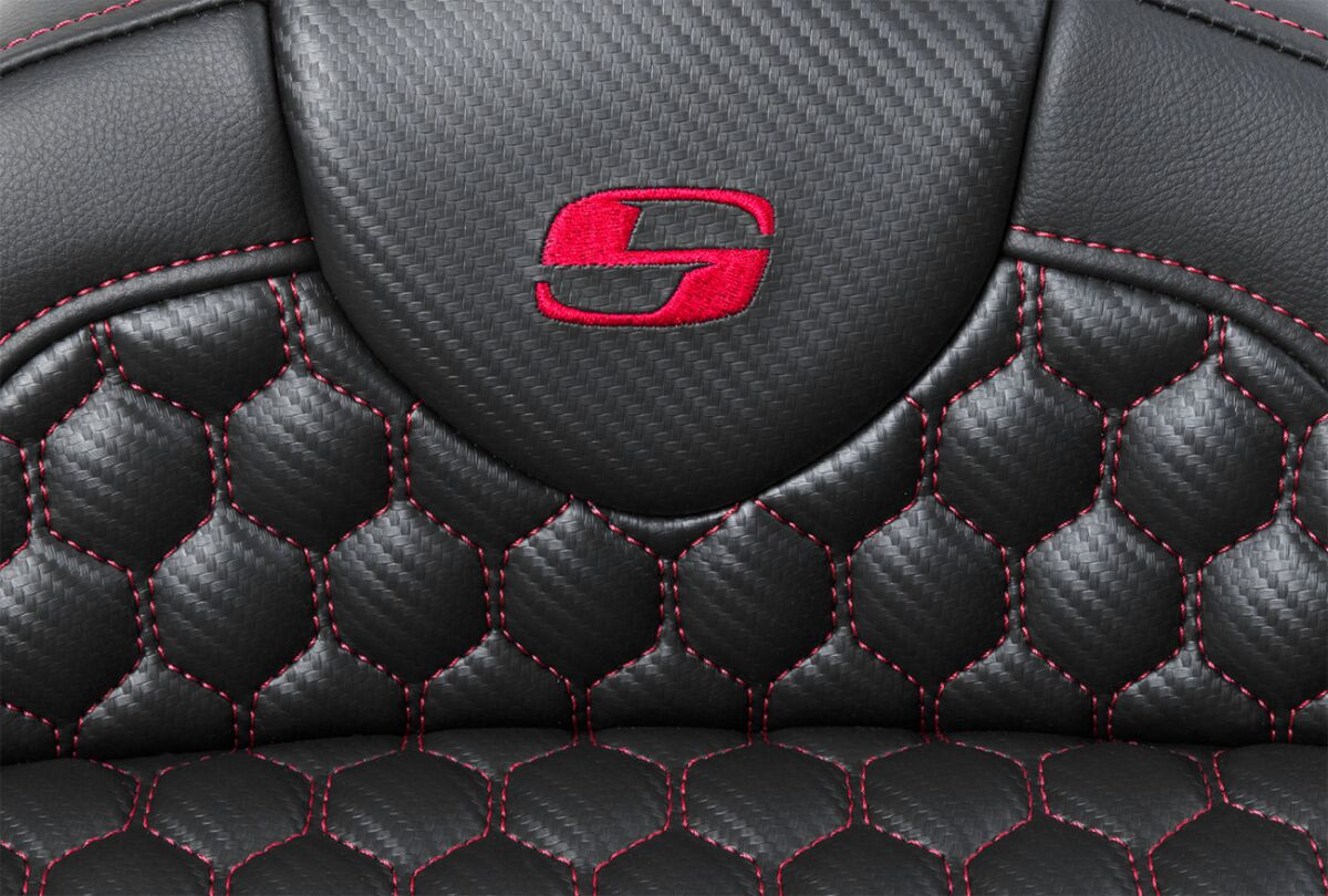 Saddlemen Roadsofa�?� Seat - Honeycomb - Red Stitch - With Backrest Se
