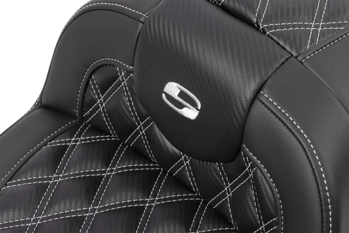 Saddlemen Roadsofa�?� Seat - With Backrest - Carbon Fiber - Silver Sti