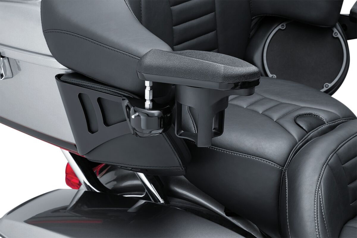 Kuryakyn Armrests Pass 14+Flh Blk Armrests Pass 14+Flh Blk